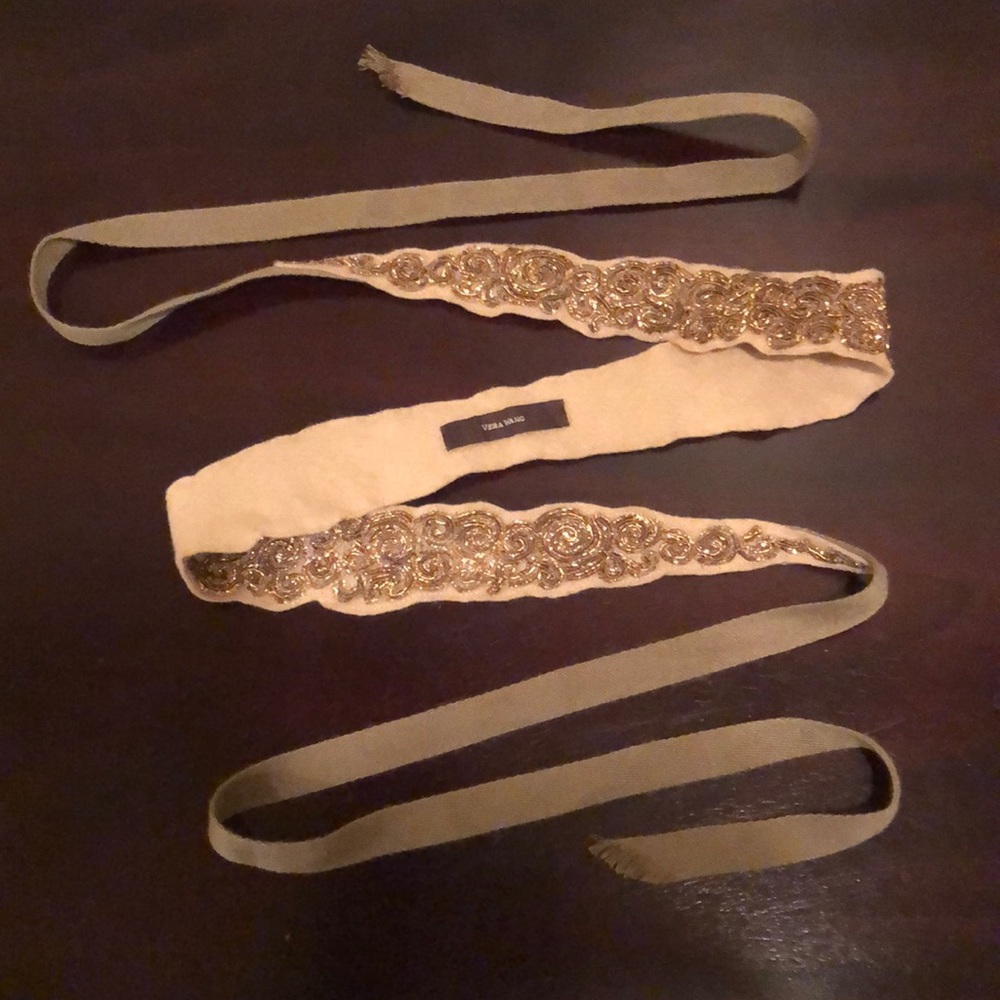 Stunning Never Worn Beaded Vera Wang Sash/Belt